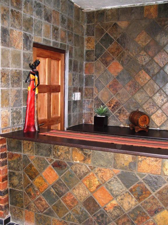 24 Onvrey Guest House Boksburg Buitenkant foto