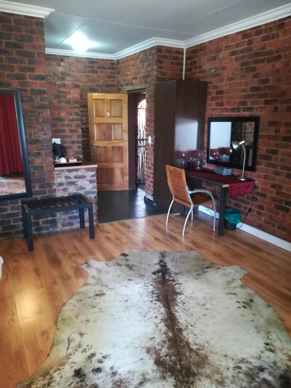 24 Onvrey Guest House Boksburg Buitenkant foto